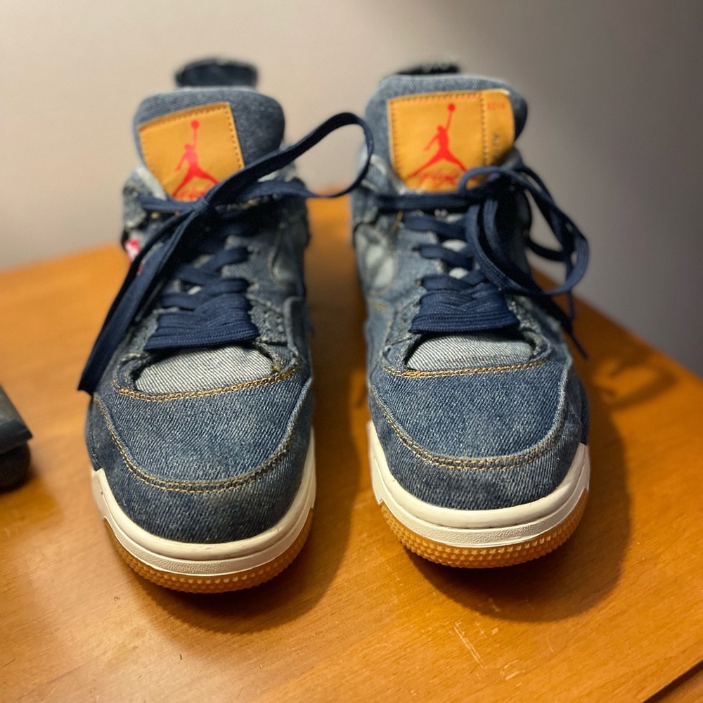 Jordan retro 4 x Levi’s